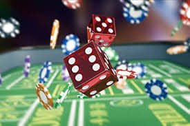 Tim dukungan pelanggan paito togel siap membantu di ruang kantor modern